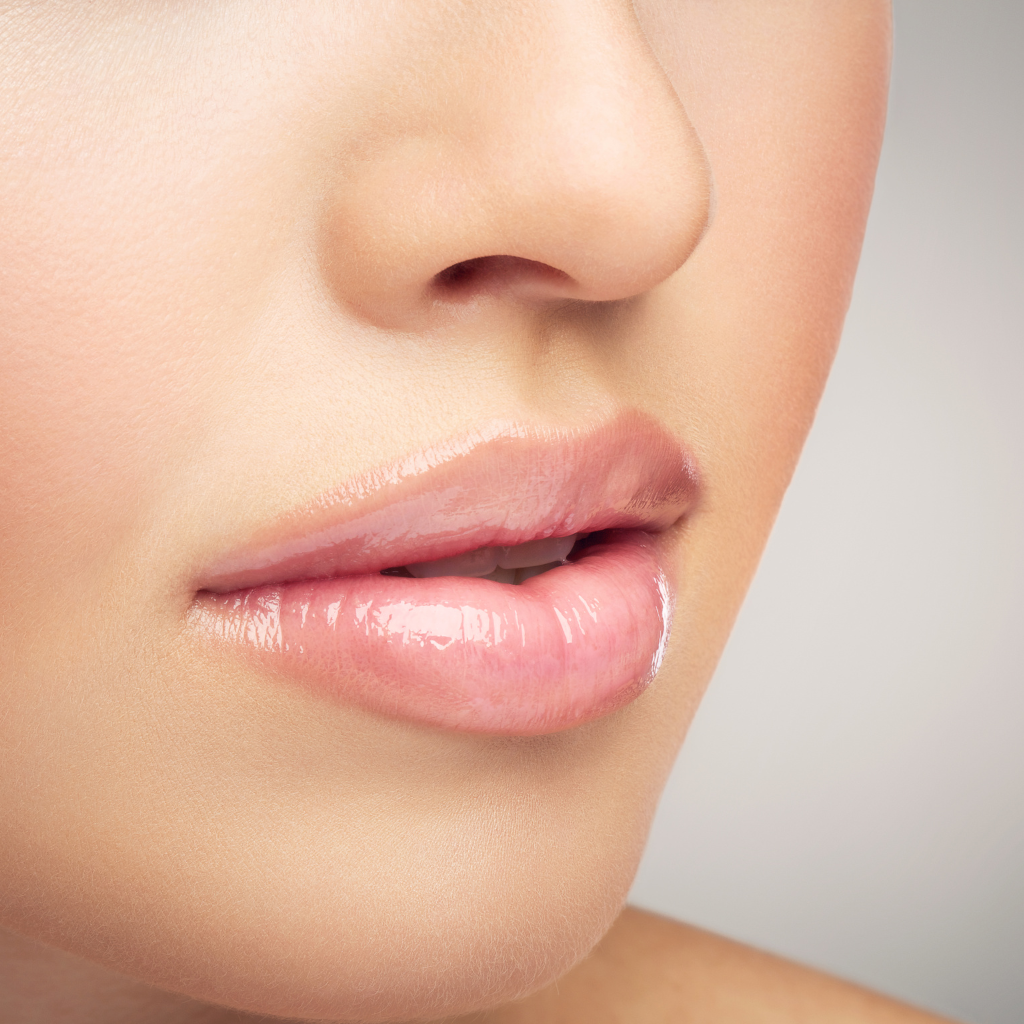 Acido hialurónico para el tratamiento labial