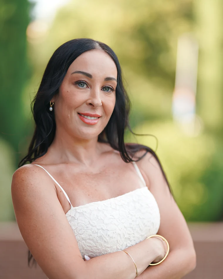 Verónica Ropero, Recepción · Atención al paciente en deOLIVEIRA Clinic