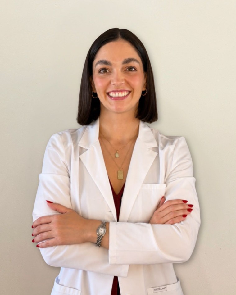 Dra. Andrea Quintero, Medicina estética y antienvejecimiento en deOLIVEIRA Clinic
